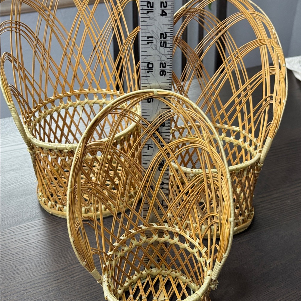 Vintage Nesting Wicker Basket Set Peacock Chair Style Plant Holders Home Decor - Picture 3 of 10